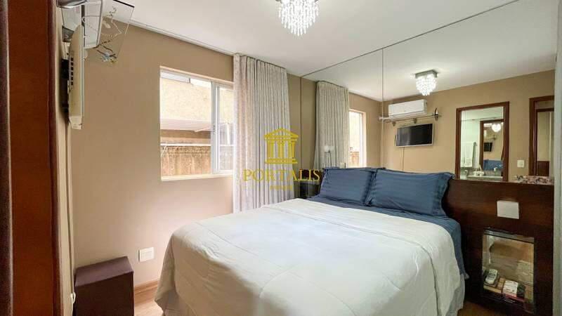 Apartamento, Sagrada Família, 3 Quartos, 2 Vagas, 1 Suíte