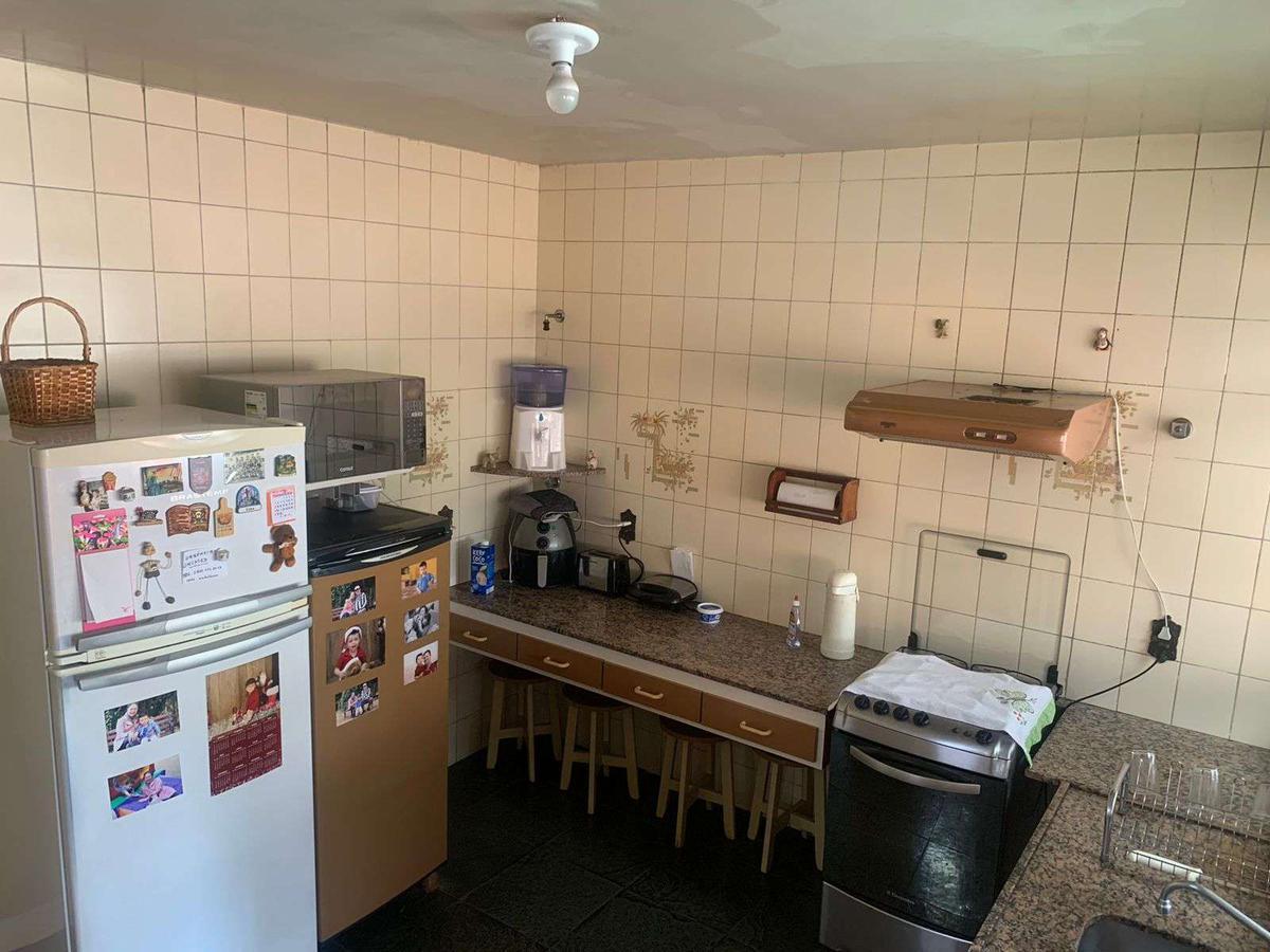 Casa, Cidade Nova, 4 Quartos, 3 Vagas, 1 Suíte