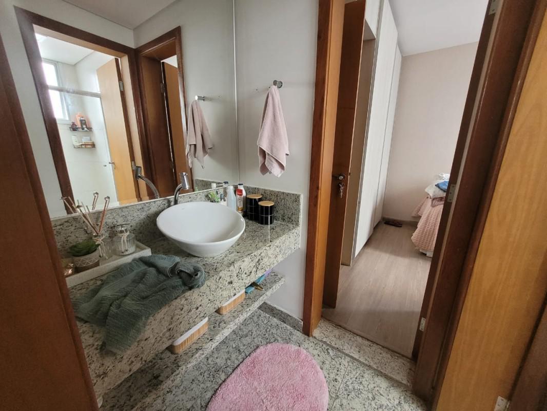 Apartamento, Castelo, 4 Quartos, 3 Vagas, 3 Suítes