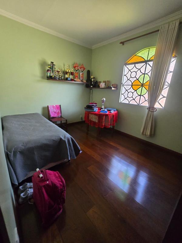 Casa, Vila Santa Luzia, 4 Quartos, 5 Vagas