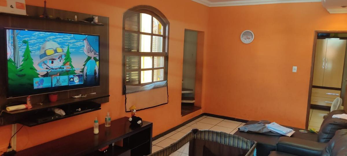 Casa, Céu Azul, 0 Quarto, 0 Vaga