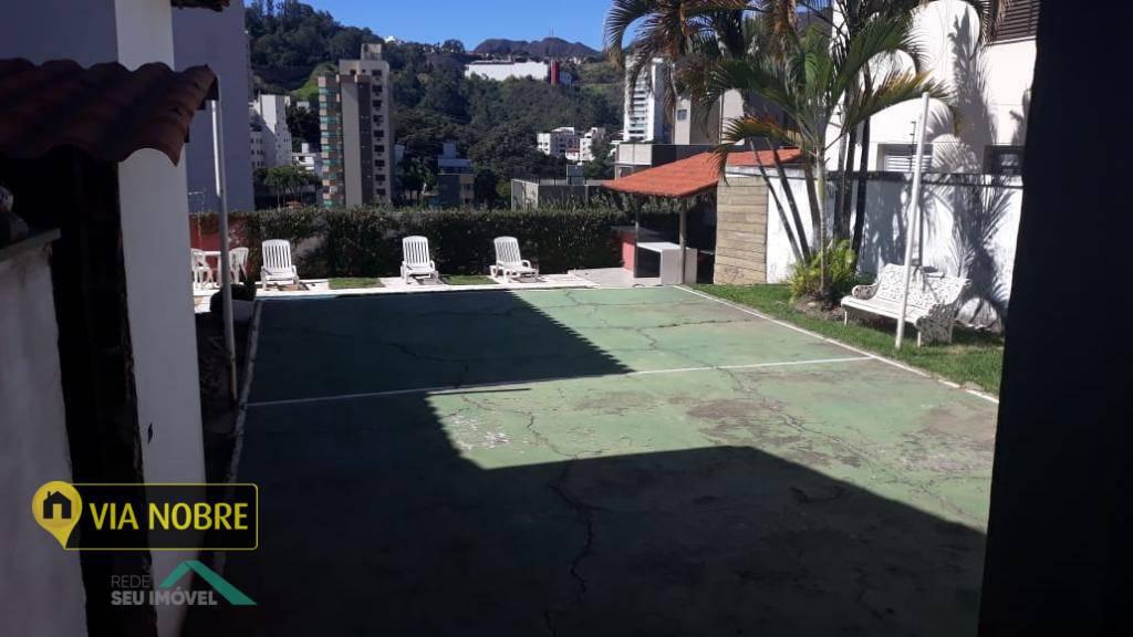 Casa Comercial, Santa Lúcia, 5 Quartos, 15 Vagas