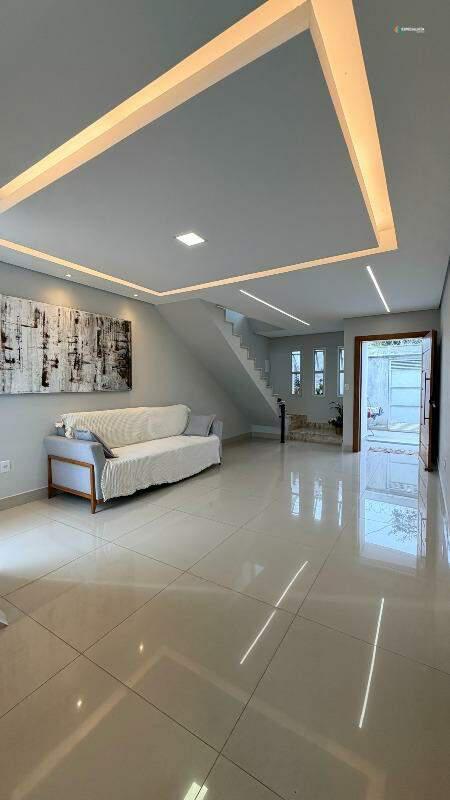 Casa, Monte Carlo, 3 Quartos, 2 Vagas, 1 Suíte