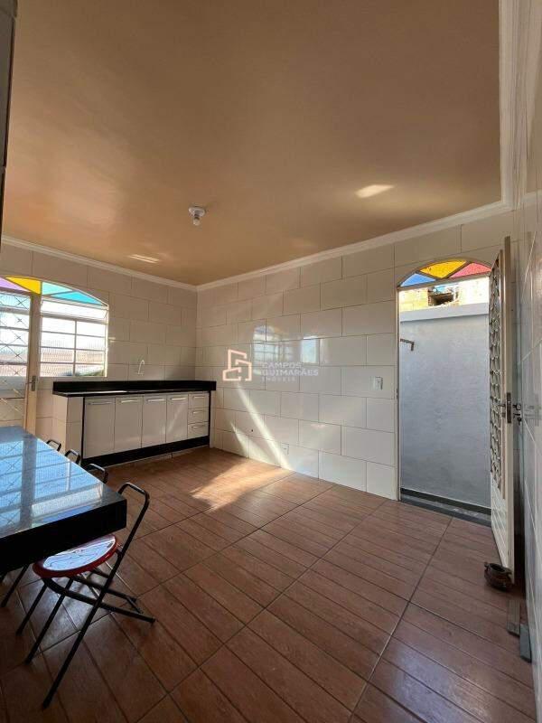 Casa, Glória, 4 Quartos, 2 Vagas, 1 Suíte