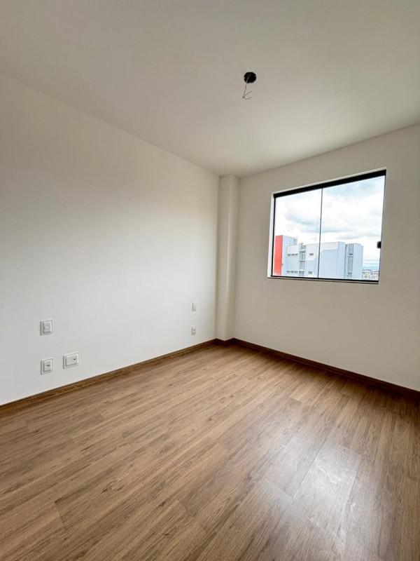 Casa, Santa Mônica, 2 Quartos, 2 Vagas, 2 Suítes