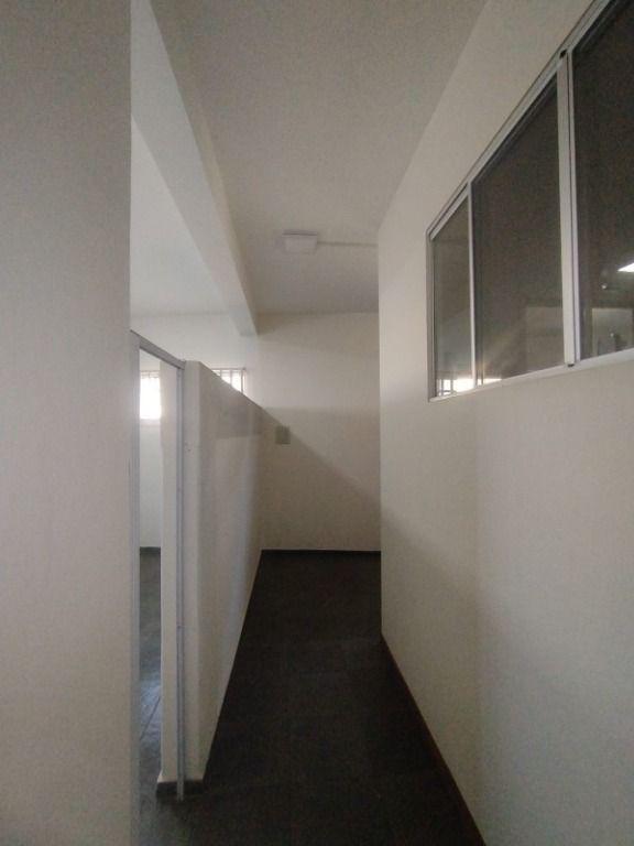 Prédio, Centro, 0 Quarto, 0 Vaga