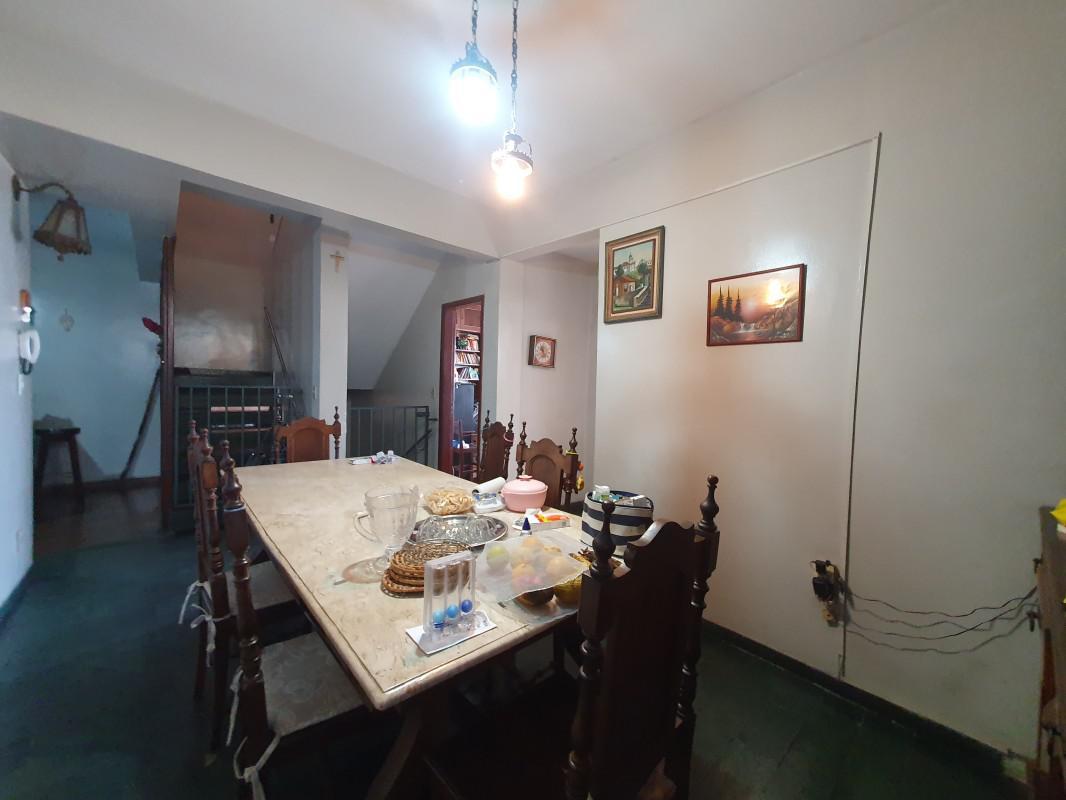 Casa, Jardim América, 4 Quartos, 4 Vagas, 1 Suíte