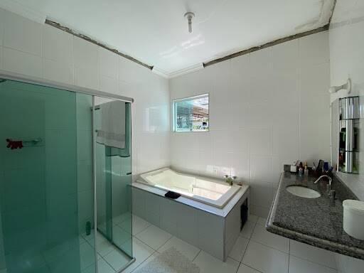 Casa, Alipinho, 5 Quartos, 2 Vagas, 3 Suítes