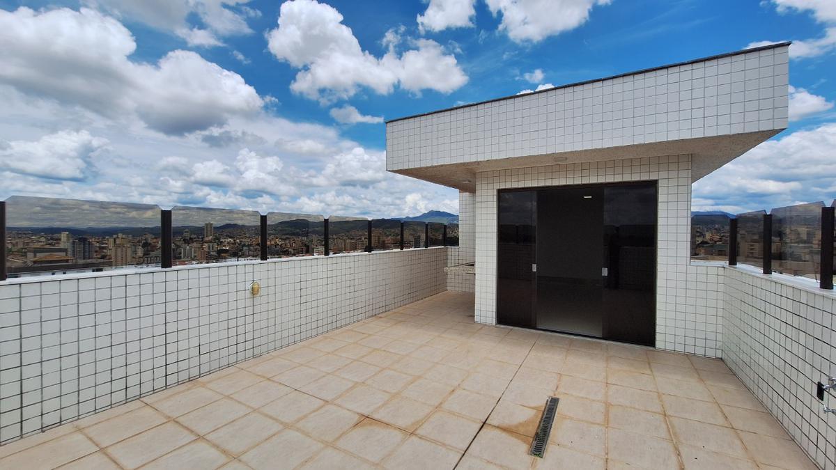 Cobertura, Concórdia, 4 Quartos, 2 Vagas, 2 Suítes