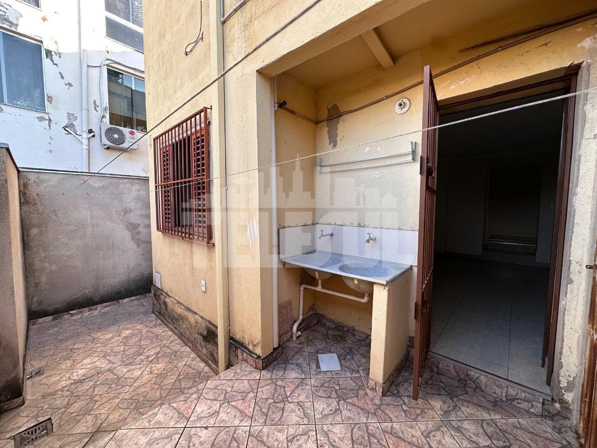 Casa, Centro, 6 Quartos, 2 Vagas