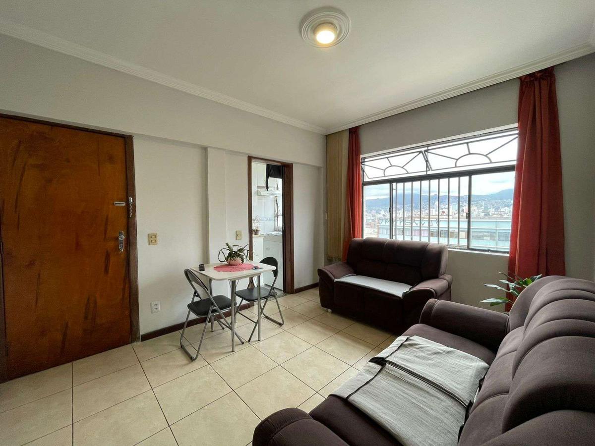 Apartamento, Floresta, 2 Quartos, 1 Vaga