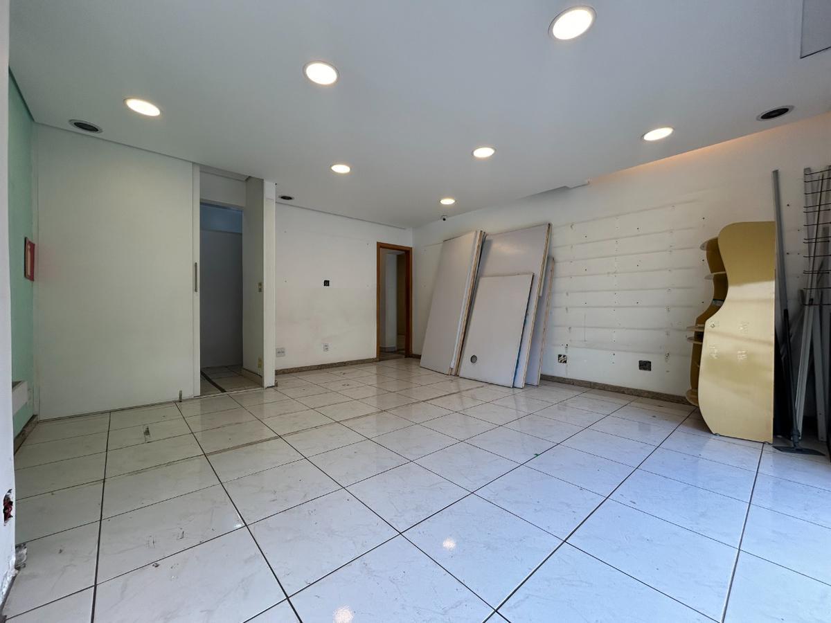 Casa Comercial, São Luiz (pampulha), 2 Quartos, 4 Vagas, 2 Suítes