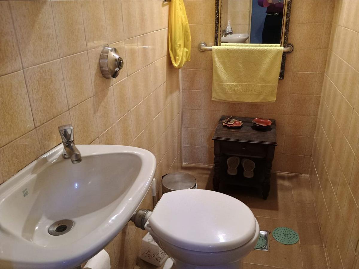 Casa, Cachoeirinha, 4 Quartos, 3 Vagas, 1 Suíte