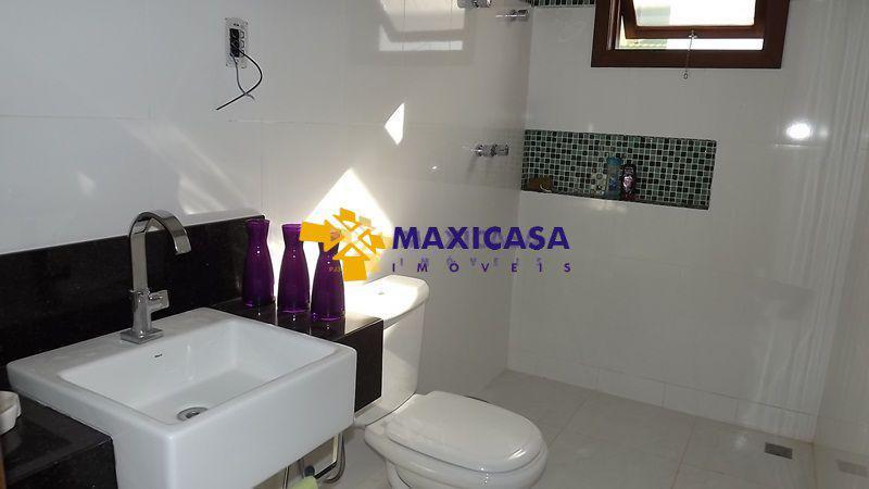 Casa, Centro, 4 Quartos, 6 Vagas, 1 Suíte