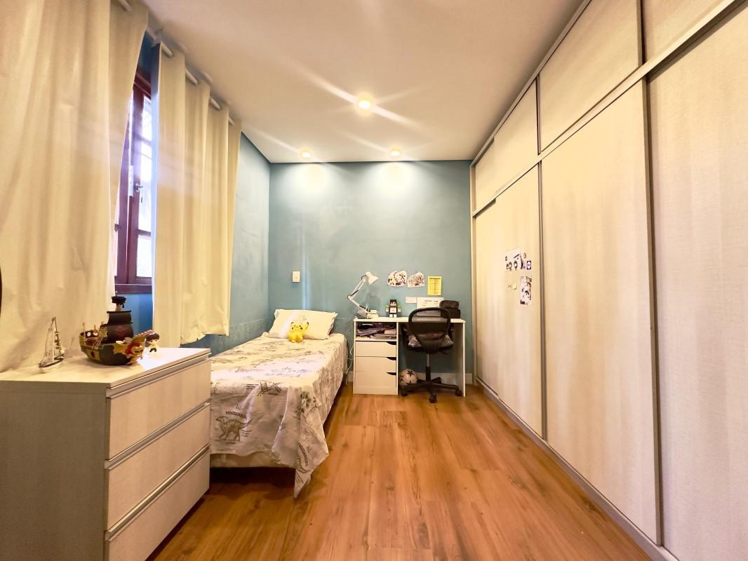 Casa, Novo Glória, 3 Quartos, 3 Vagas, 1 Suíte