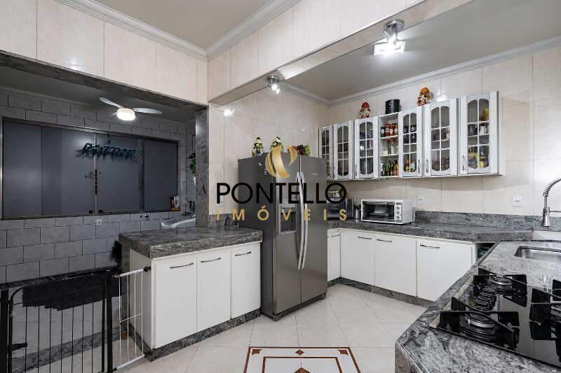 Apartamento, Centro, 3 Quartos, 0 Vaga