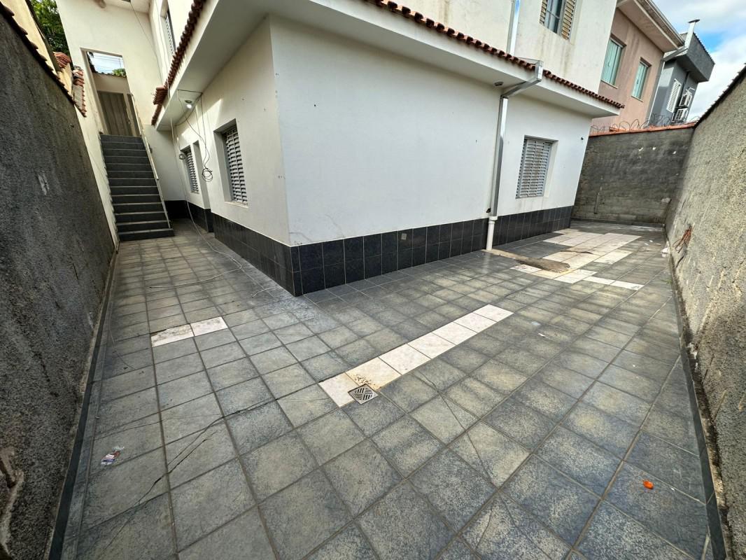 Casa, Pinheiros, 2 Quartos, 1 Vaga