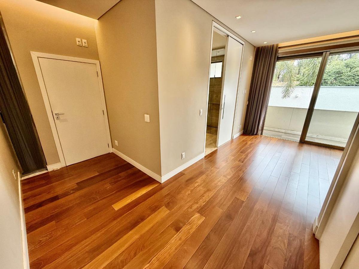 Casa, São Luiz (pampulha), 3 Quartos, 10 Vagas, 3 Suítes