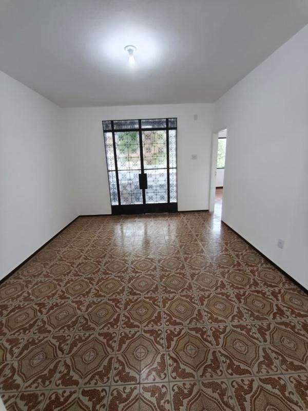 Casa, Floresta, 3 Quartos, 2 Vagas, 1 Suíte