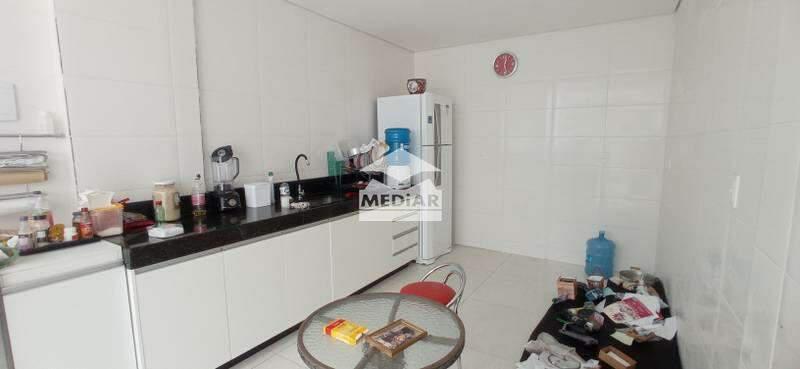 Casa, Colégio Batista, 5 Quartos, 2 Vagas, 2 Suítes
