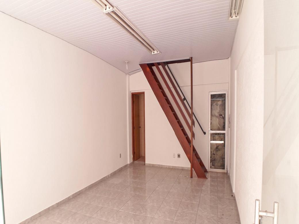 Andar, Savassi, 0 Quarto, 0 Vaga