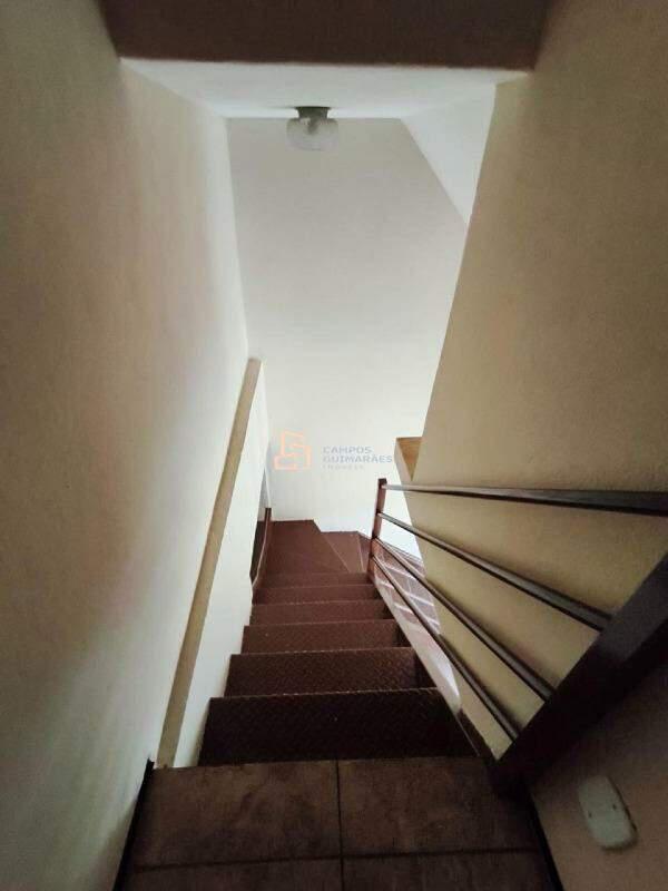 Casa, Barreiro, 2 Quartos, 1 Vaga, 1 Suíte