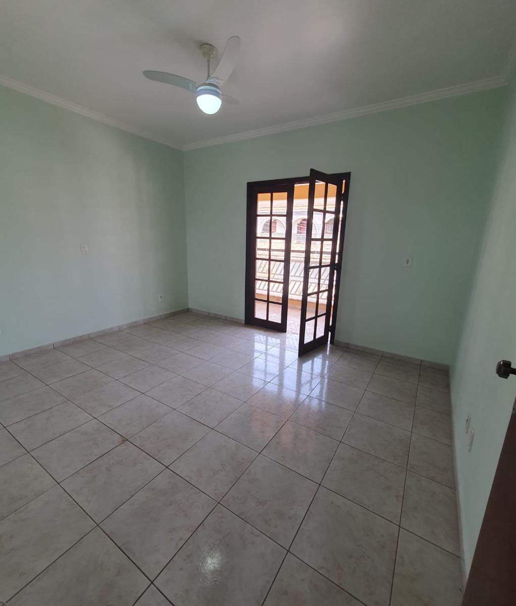 Casa, Rezende, 3 Quartos, 4 Vagas, 1 Suíte