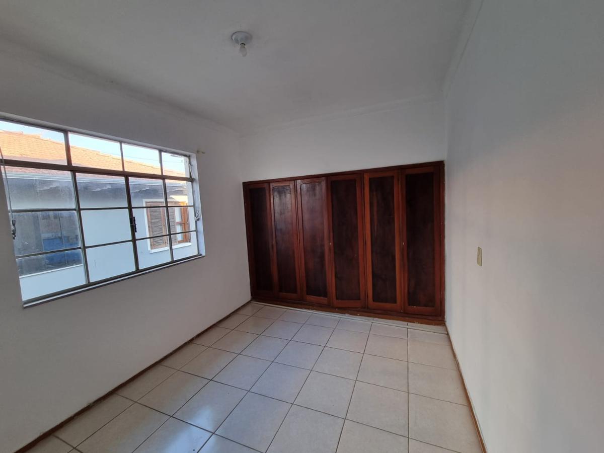 Casa, Lagoinha, 3 Quartos, 0 Vaga, 1 Suíte