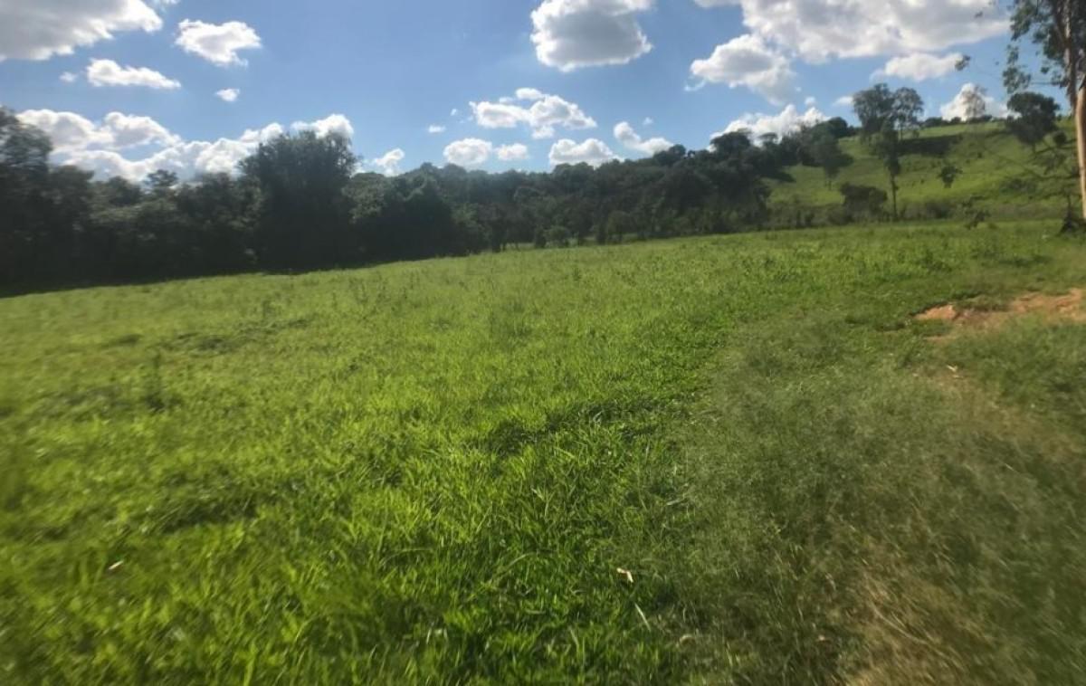 Fazenda, Zona Rural, 2 Quartos, 0 Vaga