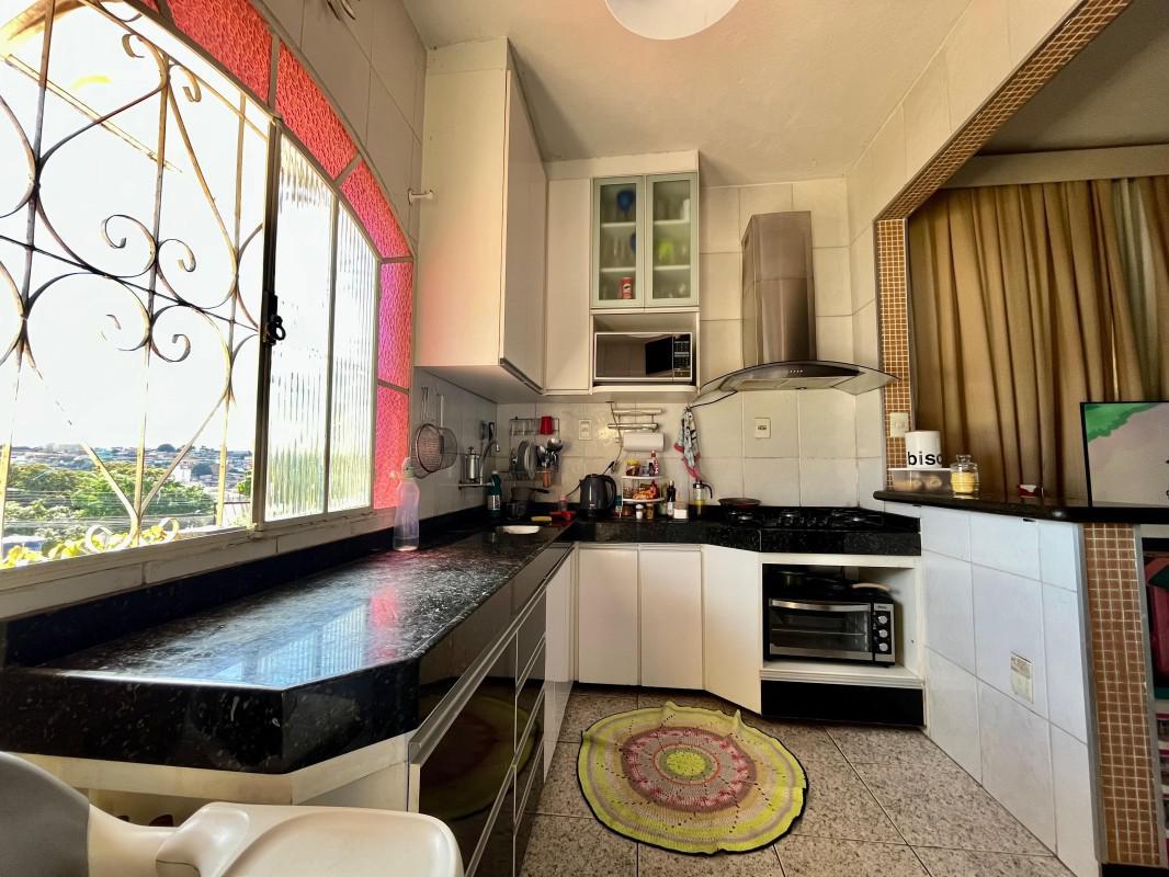 Casa, Glória, 6 Quartos, 4 Vagas, 2 Suítes