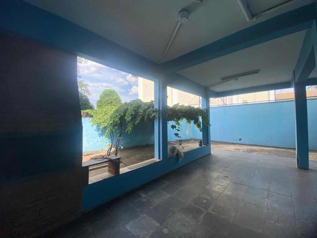 Casa, Centro, 3 Quartos, 6 Vagas, 1 Suíte