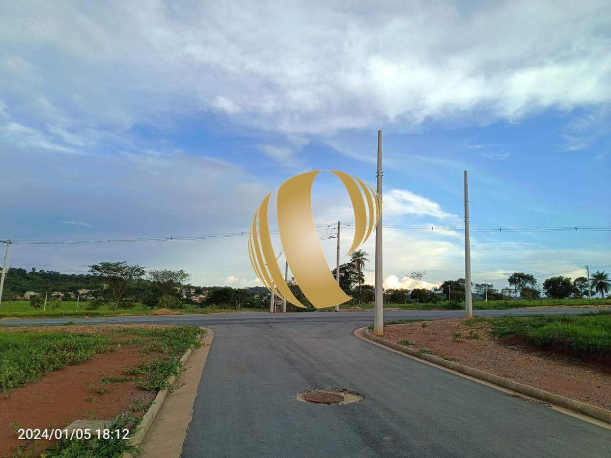 Lote, Distrito Industrial, 0 Quarto, 20 Vagas