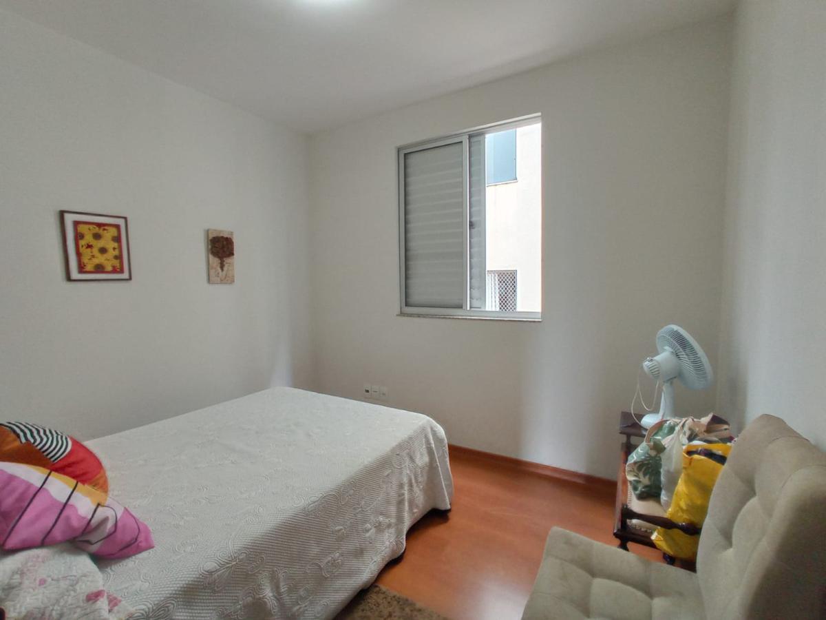Apartamento, Sagrada Família, 3 Quartos, 2 Vagas, 1 Suíte