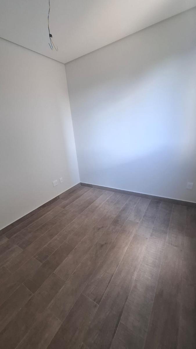 Apartamento, Jaraguá, 4 Quartos, 3 Vagas, 1 Suíte