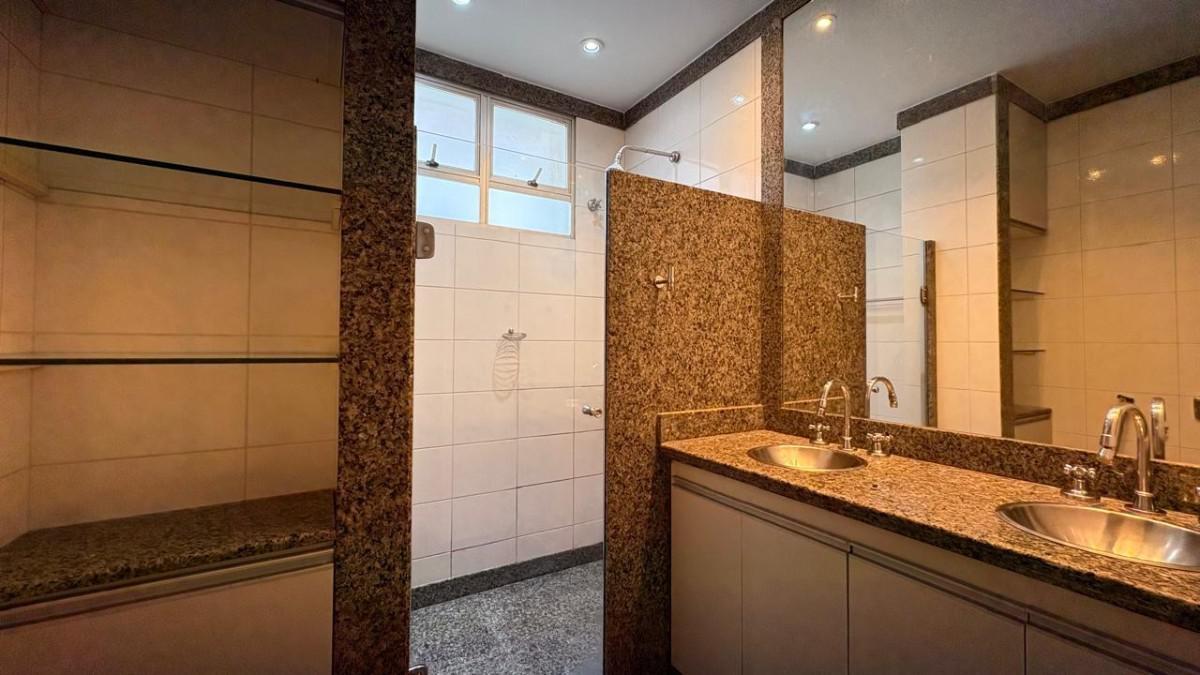 Casa, Vila Paris, 4 Quartos, 4 Vagas, 2 Suítes