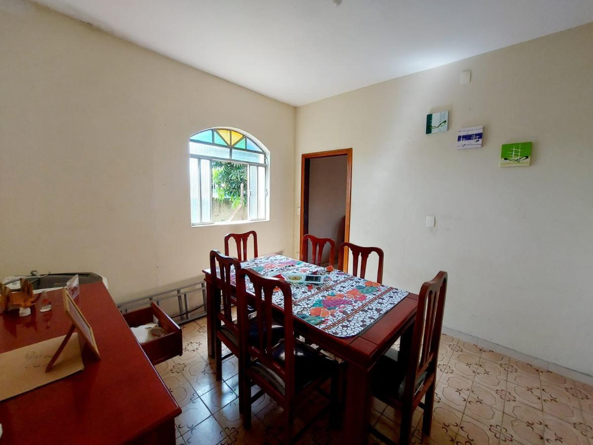 Casa, Milanez, 3 Quartos, 10 Vagas