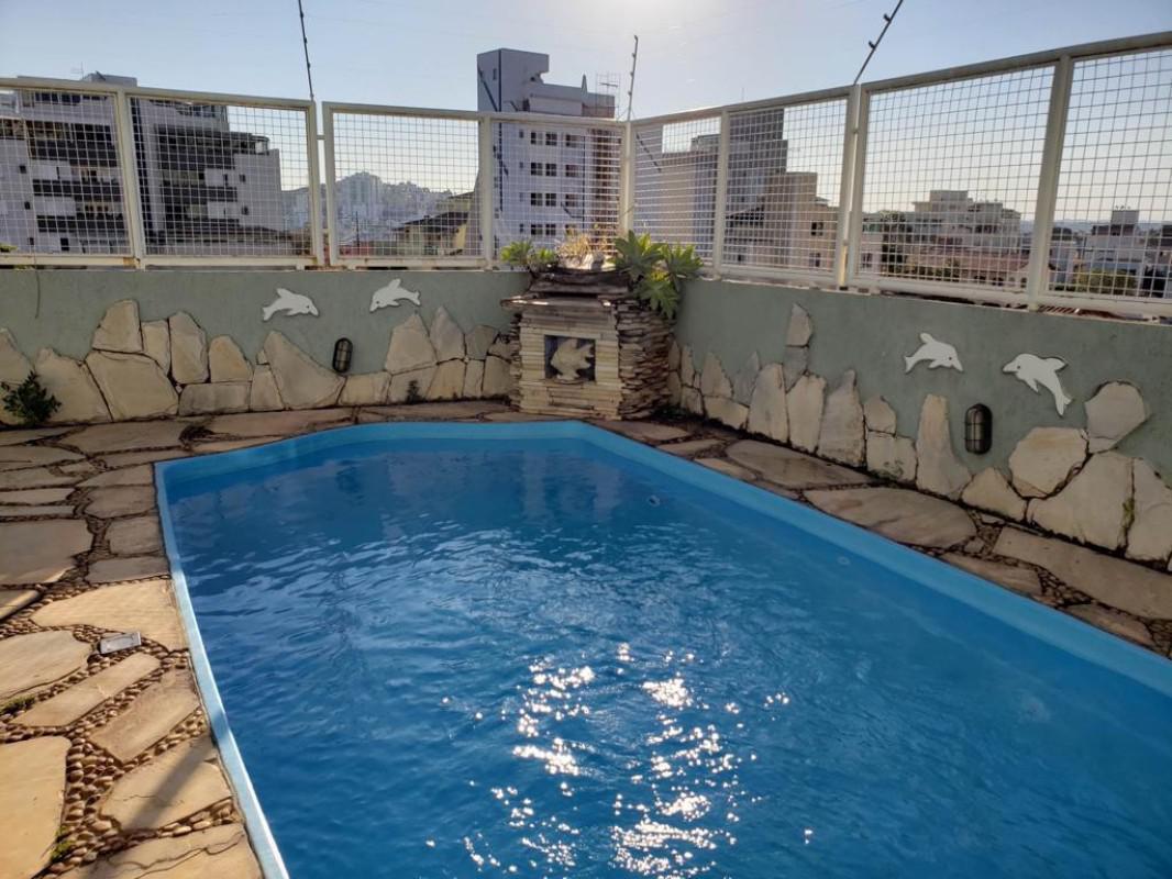 Casa, Fernão Dias, 4 Quartos, 5 Vagas, 2 Suítes