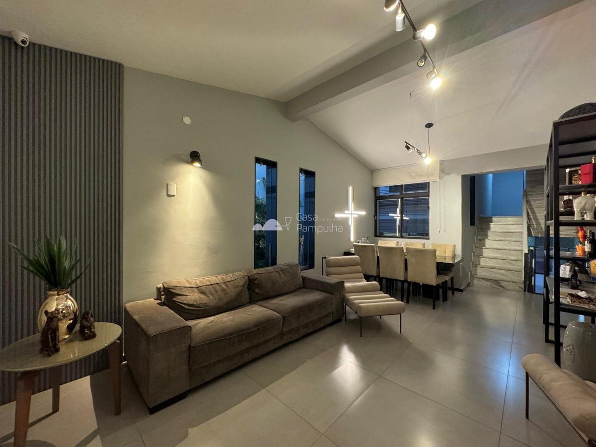 Casa, Itapoã, 4 Quartos, 6 Vagas, 1 Suíte