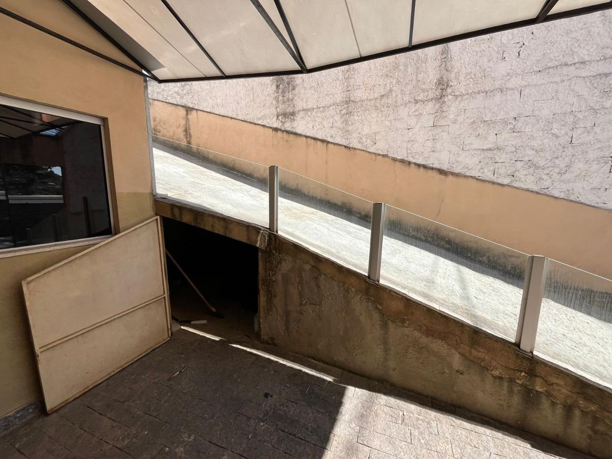 Casa, Estoril, 1 Quarto, 15 Vagas, 1 Suíte