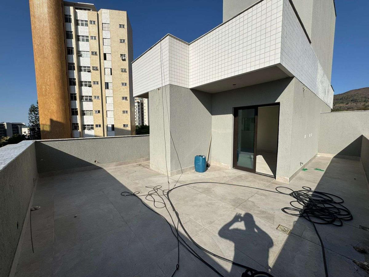 Cobertura, Sion, 2 Quartos, 2 Vagas, 2 Suítes