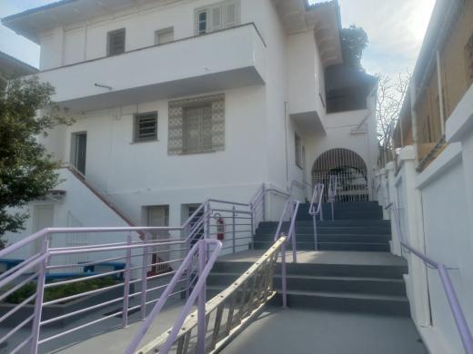 Casa Comercial, Barro Preto, 4 Quartos, 3 Vagas