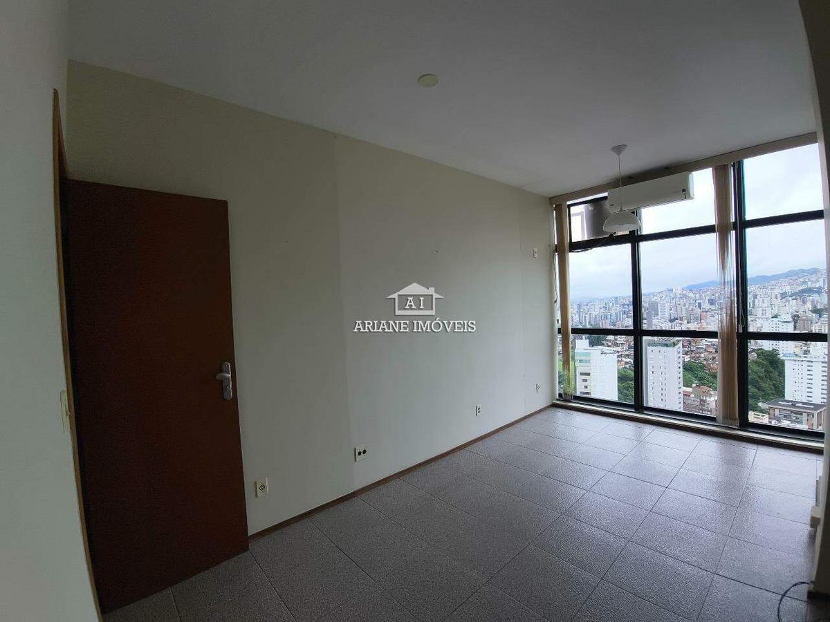 Sala, Luxemburgo, 0 Quarto, 1 Vaga