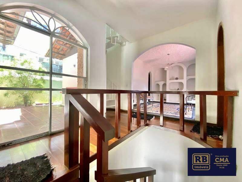 Casa, Sion, 4 Quartos, 6 Vagas, 1 Suíte