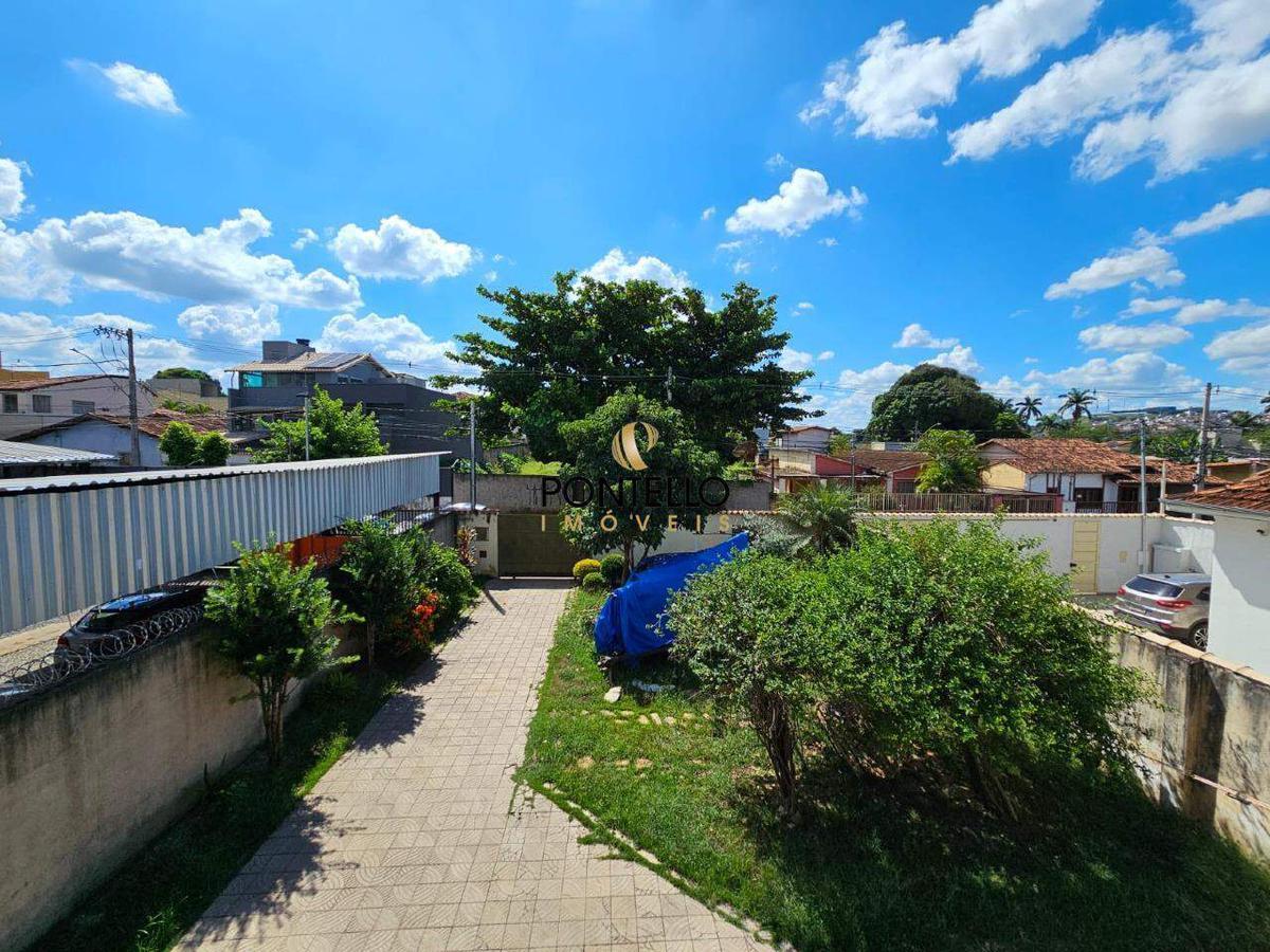Casa, Boa Vista, 3 Quartos, 5 Vagas, 1 Suíte