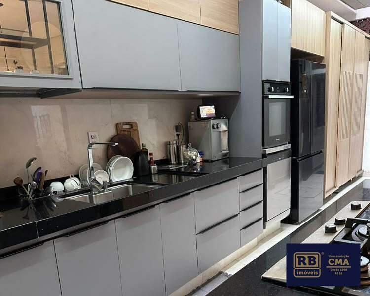 Apartamento, Funcionários, 4 Quartos, 3 Vagas, 1 Suíte