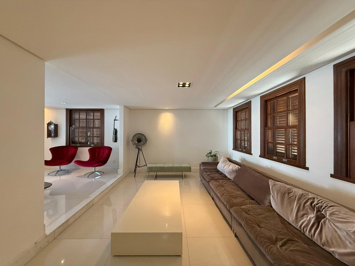 Casa, São Luiz (pampulha), 6 Quartos, 15 Vagas, 4 Suítes