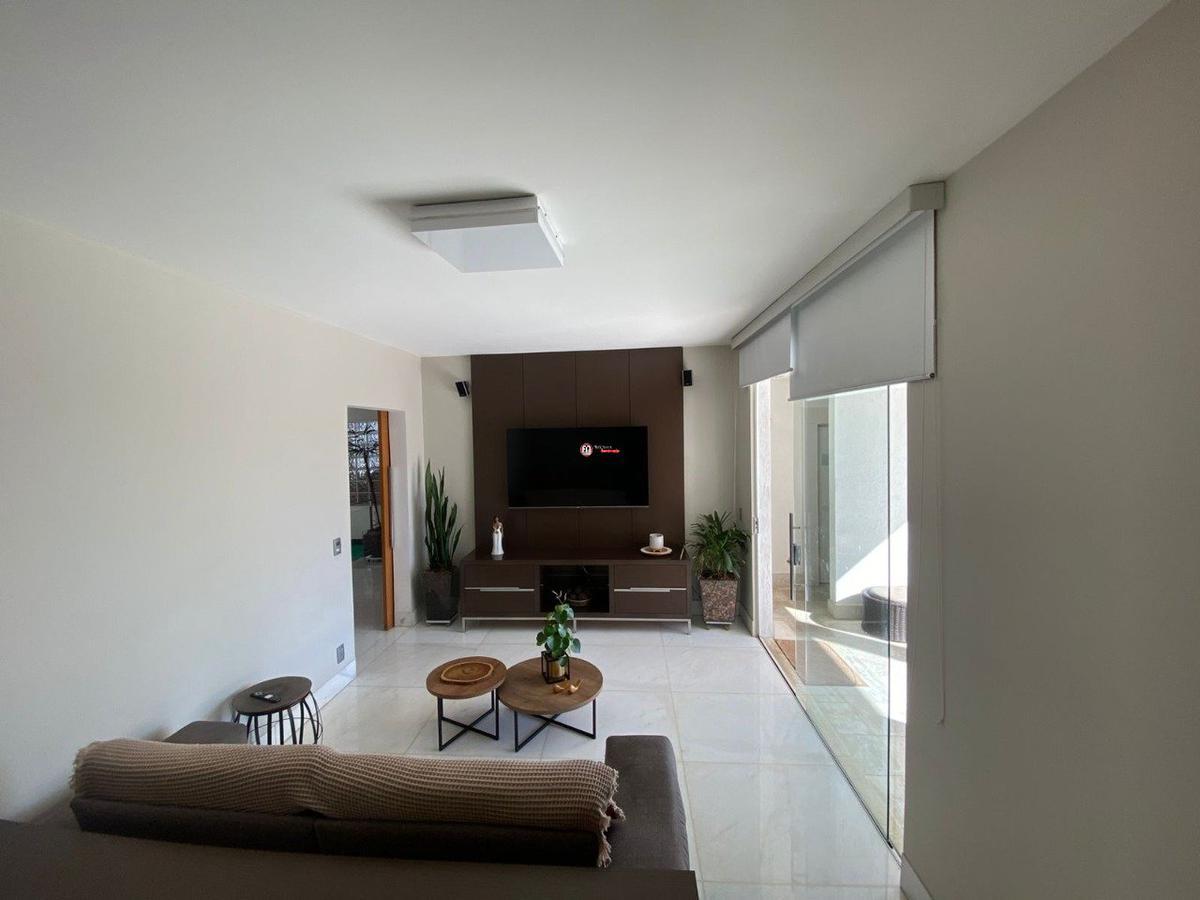 Casa, Bandeirantes (pampulha), 5 Quartos, 6 Vagas, 4 Suítes