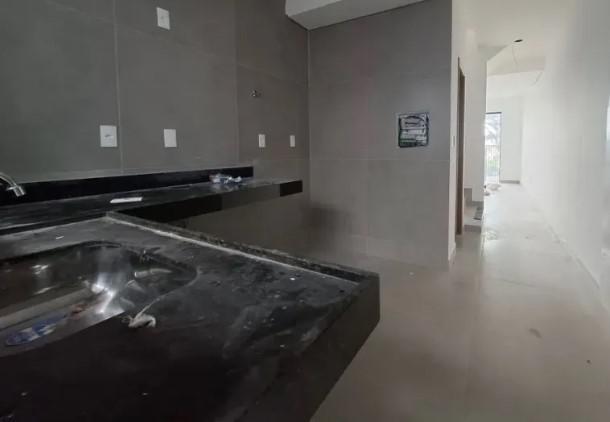 Casa, Santa Mônica, 2 Quartos, 1 Vaga, 2 Suítes