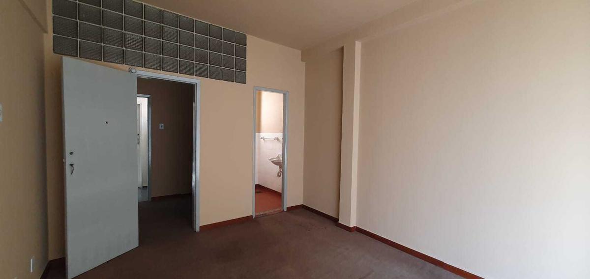 Sala, Centro, 0 Quarto, 0 Vaga