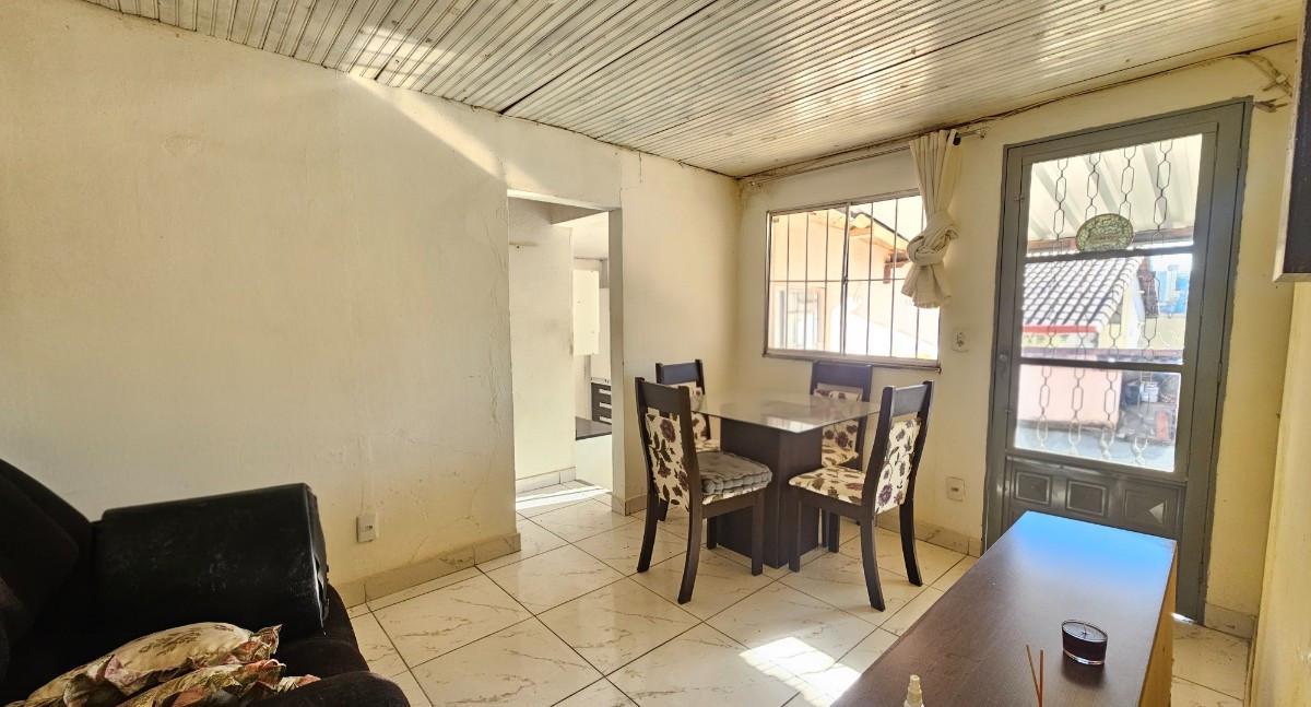 Casa, João Pinheiro, 3 Quartos, 2 Vagas, 1 Suíte
